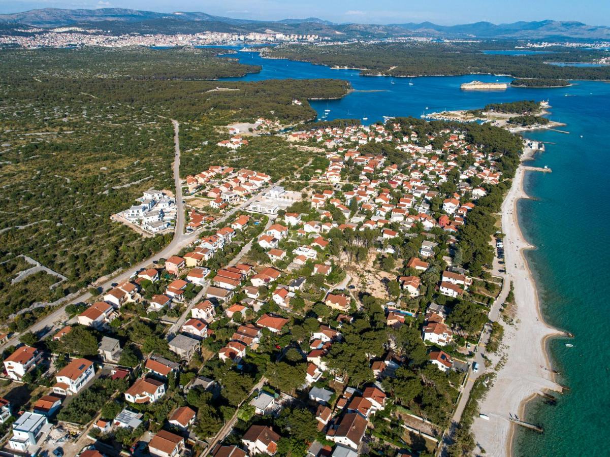 Seaview & Balcony Apartment Petra Jadrija Exteriör bild